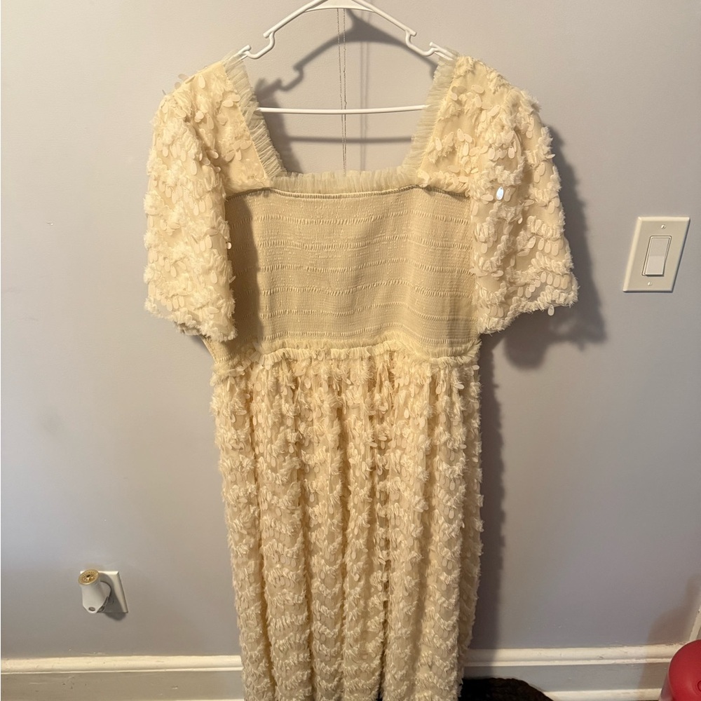 Cream Textured Short Sleeve Dress
